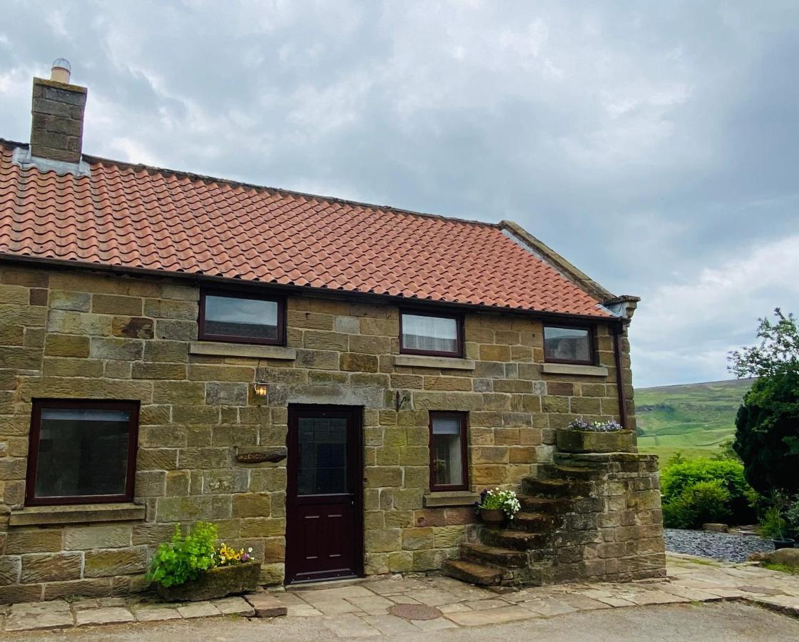 Craven Garth *